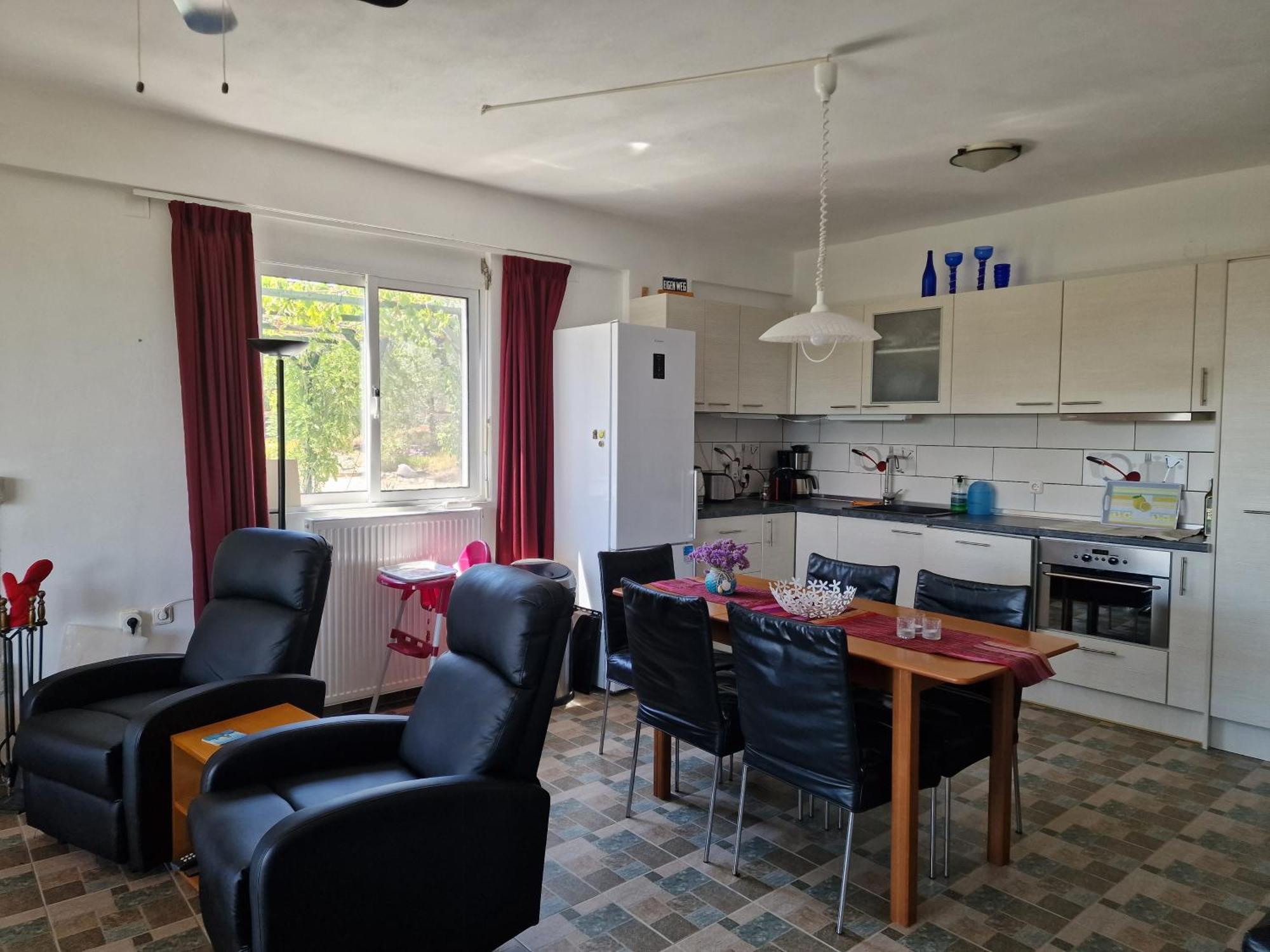 Grieks Vakantiehuis To Kalokairi Kougaíika Exterior foto