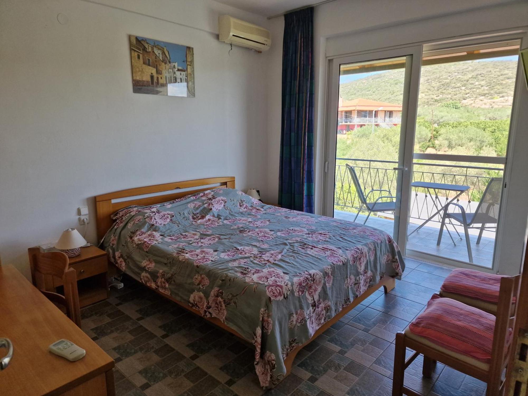 Grieks Vakantiehuis To Kalokairi Kougaíika Exterior foto